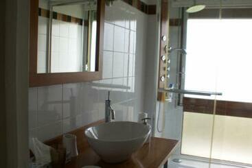 Aamiaismajoitus (B&B) Chambre Normande