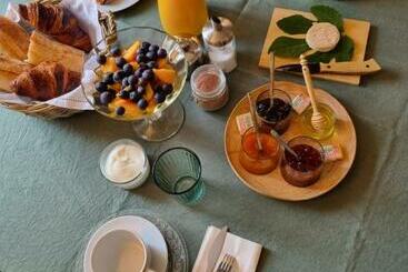Пансион Chambres Entre Ventoux Et Luberon