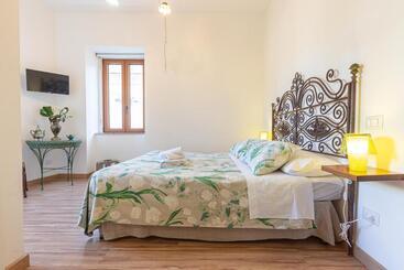 פנסיון Villa La Quercia