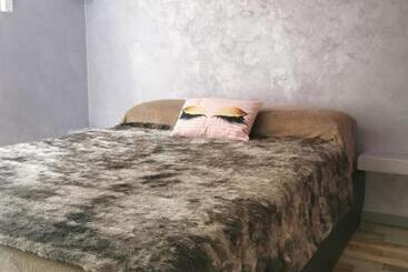 Bed and Breakfast Chambres D Hotes Naturiste, Village Naturiste Cap D Agde, Draps, Serviette, Café, Menage Inclus En F