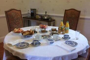 مبيت وإفطار Château De La Cazette