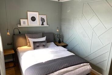 Boutique Hotel Lindenhof, Bed & Breakfast