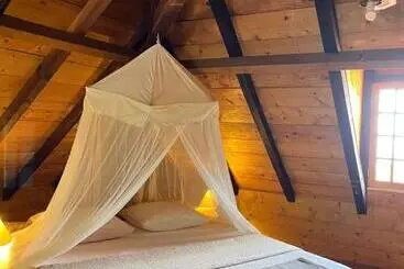 تختخواب و صبحانه Habitation La Reine Du Camp Chambres D Hôtes