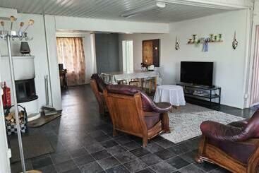 Hotel Tiinan Tallin Talo