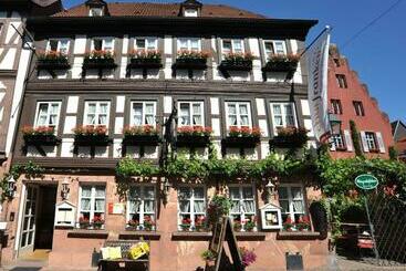 فندق Wein Und Gasthof Zipf