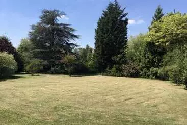 Aamiaismajoitus (B&B) Les Jardins De Beaumont