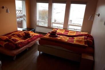 Skyggnir Bed And Breakfast