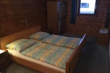 پانسیون Mountain Blast