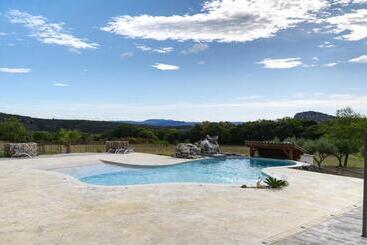 ベッドアンドブレックファースト Chambre D Hôtes Mas De Louise