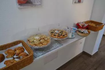 Aamiaismajoitus (B&B) Etesia