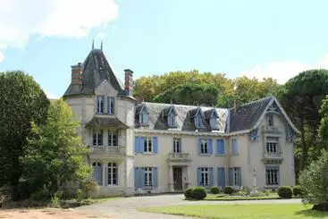 ペンション Château De Morin