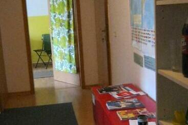 ペンション Hostel 2.heimat