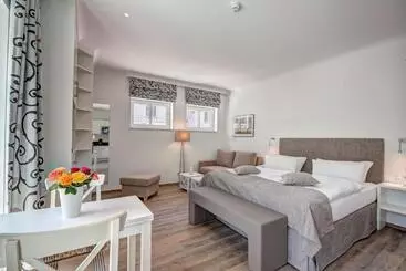 Aparthotel Villa Lea