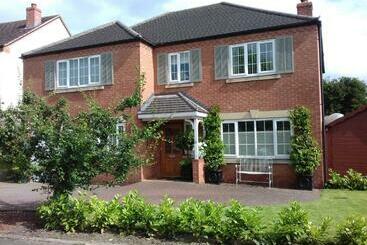 Harlequin B&b Ledbury