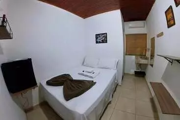 ペンション Pousada Raizes