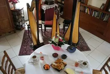 ベッドアンドブレックファースト La Chambre Du Harpiste
