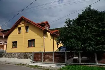 ペンション Ubytovanie Ahoj V Prírode