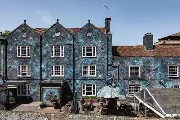 Retkeilymaja The Full Moon Backpackers