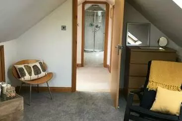 Mooredge B&b