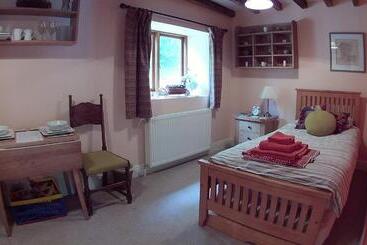 膳宿费 Woodmill Farm Apartment