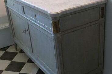 ベッドアンドブレックファースト Au Pontmevault