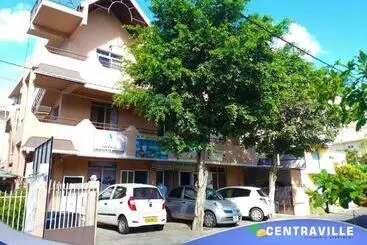 هتل آپارتمان Centraville