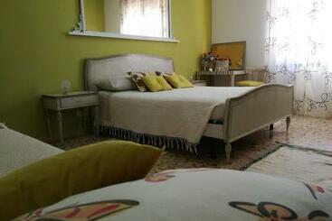 Bed and Breakfast Carru De Ammentos