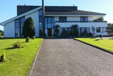 Bed and Breakfast Hazelwood Country House