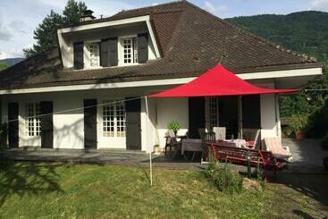 مبيت وإفطار Maison Le Boubioz