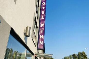 هتل Finn Apartments