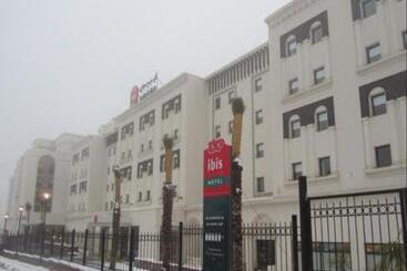 ホテル Ibis Constantine