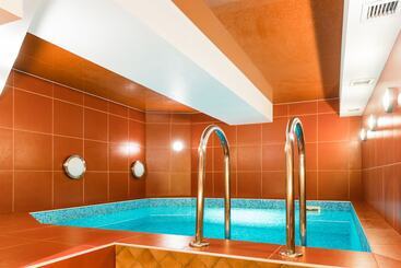 Отель Onega Castle