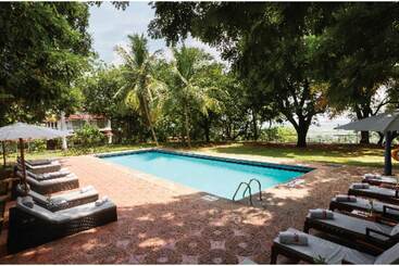 בית מלון כפרי Gateway Madurai