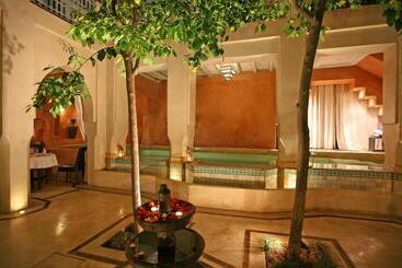 Riad Et Spa Misria Les Orangers