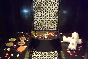 Riad Et Spa Misria Les Orangers