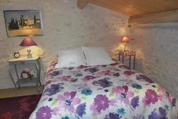 ベッドアンドブレックファースト Le Colombier