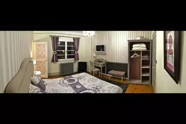 La Passerelle Des Corton B&b