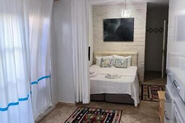 Bed and Breakfast Degirmenli Konak
