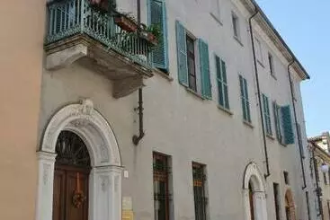 ベッドアンドブレックファースト Antica Magnolia