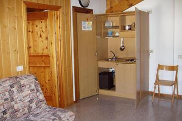 מלון דירות Residence Iris Beb