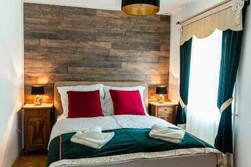 פנסיון Apartments & Rooms Florjana