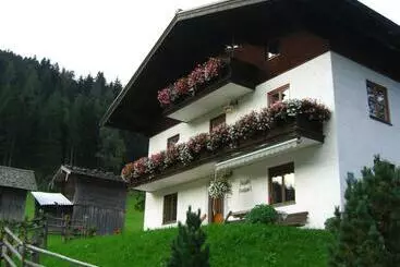 ペンション Payrhof