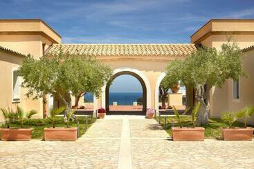 Aparthotel Hapimag Resort Cefalù