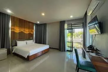 Phutara Resort And Spa
