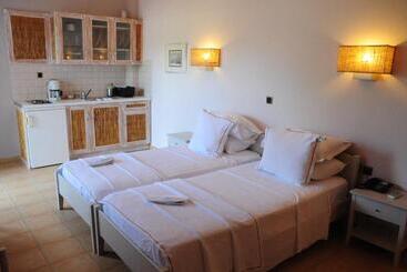 Ammos Naxos Exclusive Apartments & Studios