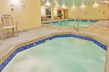 Holiday Inn Express Hotel & Suites El Dorado, An Ihg