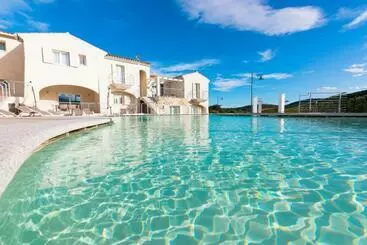 Apart Hotel Residence Sardegnasummer Li Mori