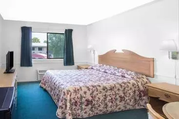 酒店 Knights Inn Pico Rivera