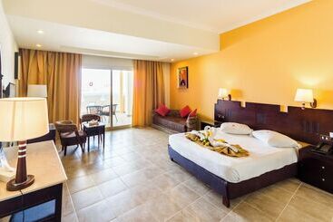 Hotel Coral Sun Beach