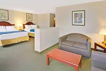 ホテル Days Inn & Suites By Wyndham Laurel Near Fort Meade